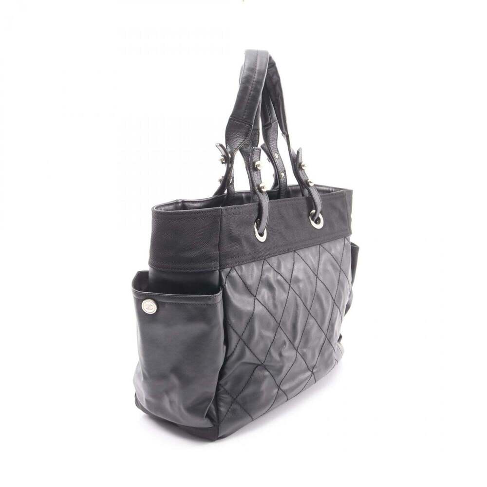 CHANEL Black Leather Tote Bag - Picture 2 of 11